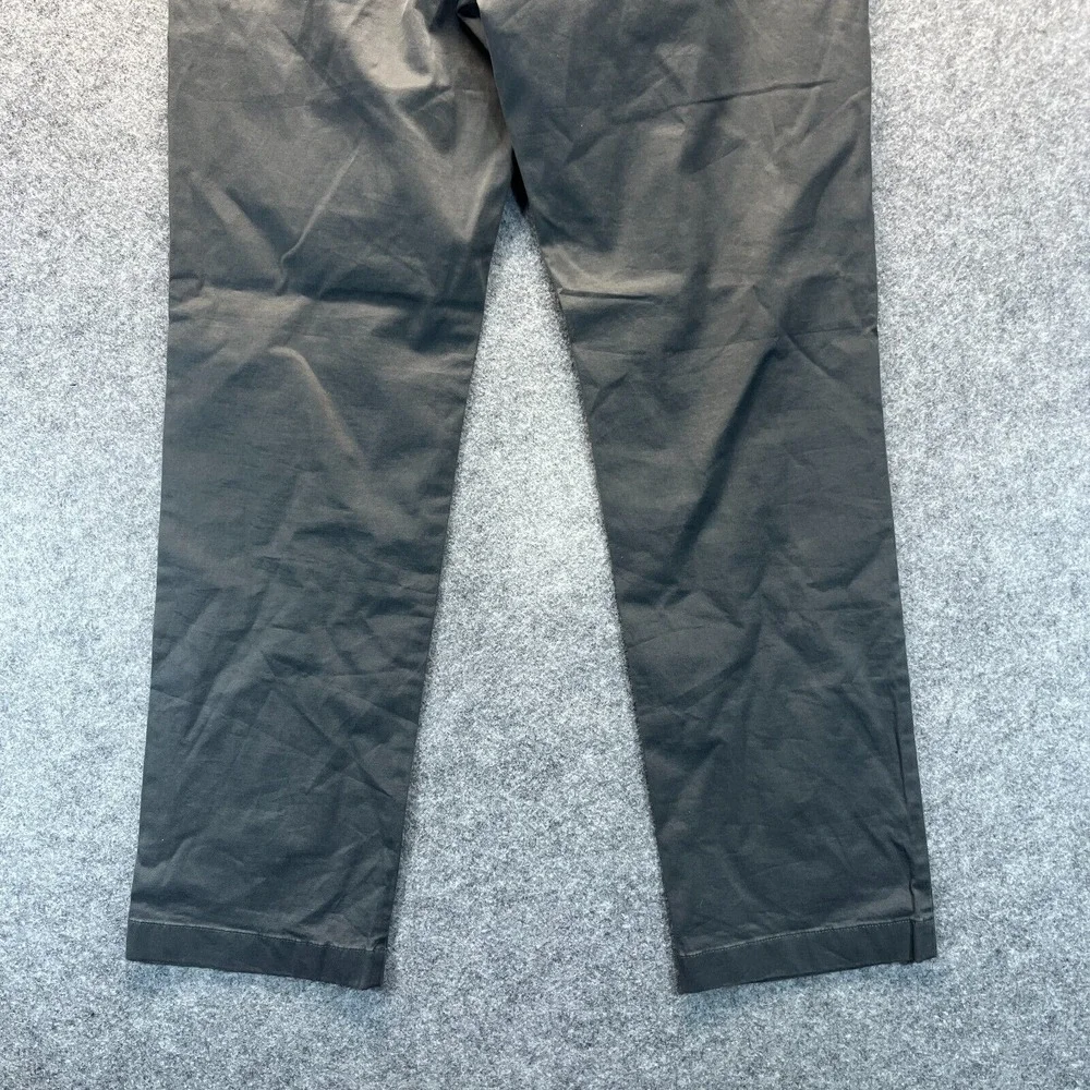 Vineyard Vines Pants Men's Size 30x32 Breaker Pant Straight Leg Gray Chino Pants - Picture 13 of 15